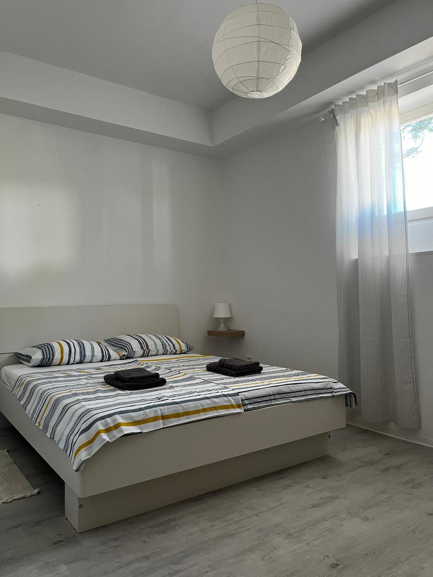 Ferienwohnung Apartma Sunny Izola Exterior foto